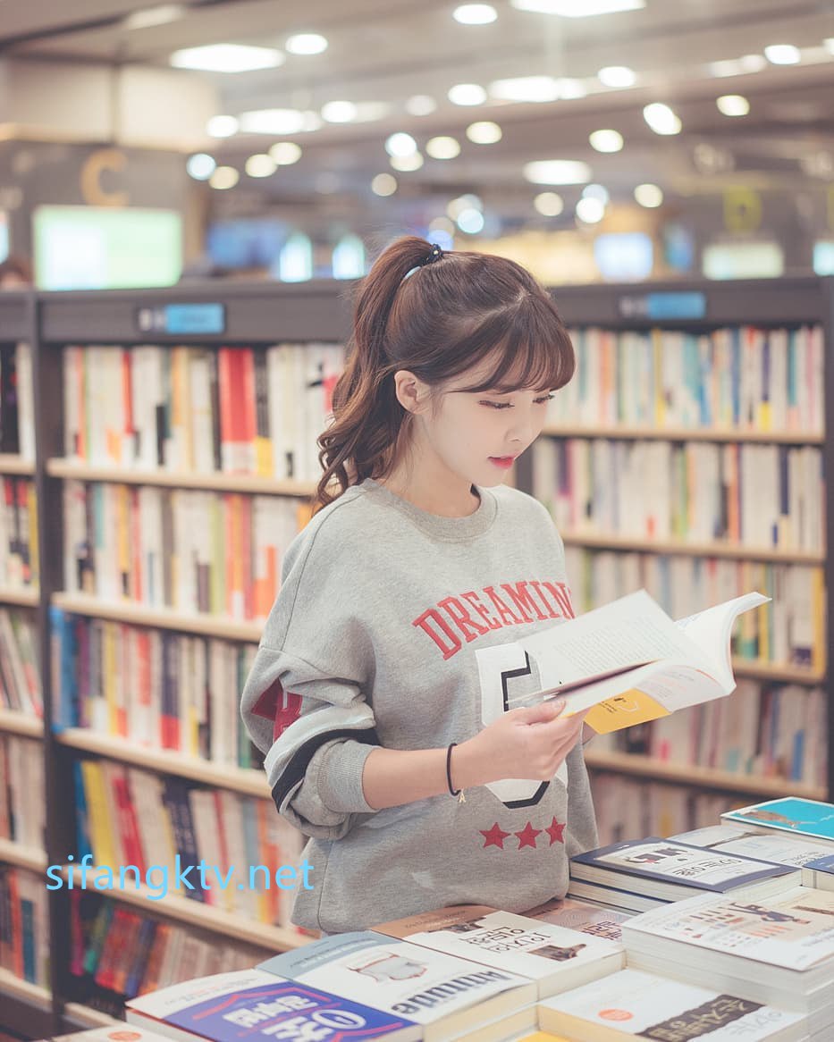 【2023-08-17】Shanyue with a beautiful figure.m4v